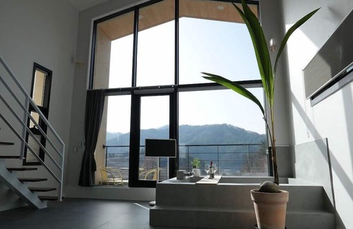 Seo House | FLANEUR
