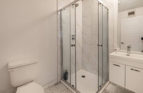 Saint Henri Apartment | One bedroom apartment near downtown