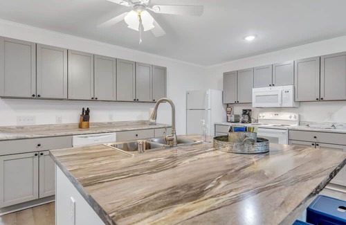 Statesboro Apartment | Eagle s Nest - Upscale Loft Downtown Close to GSU