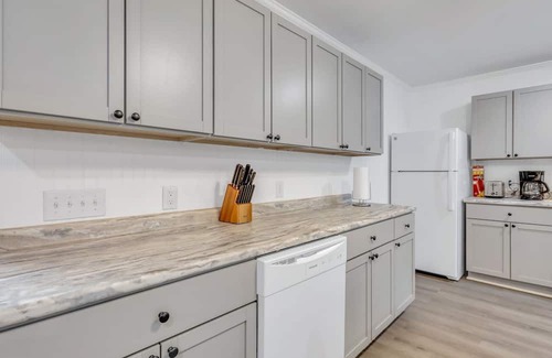 Statesboro Apartment | Eagle s Nest - Upscale Loft Downtown Close to GSU