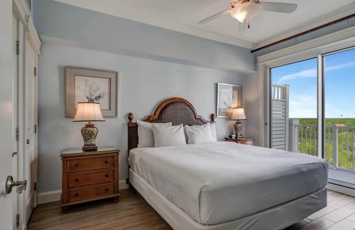 Sandestin Condo | Golf Course Vista Delight: Fully Furnished One-Bedroom Retreat with Scenic Views - Accommodates 4 Guests at Sandestin Golf and Beach Resort!