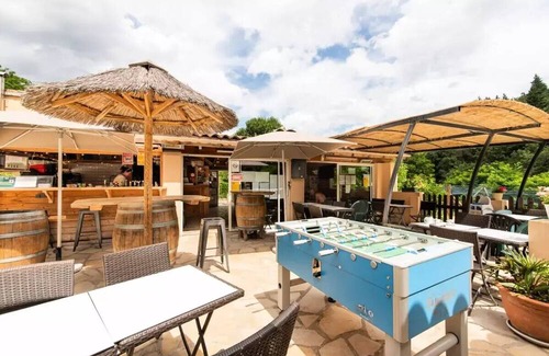 Saint-Vincent-de-Durfort House | Camping maeva Escapades Coeur d'Ardèche **** - Authentic Tent 3 Rooms 4 People Without Sanitary