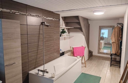 Bogny-sur-Meuse House | T3 Cosy, Terrasse Avec vue Panoramique sur la Vallée
