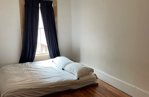 Adelma Beach Apartment | Unique flat in Heart of Downtown Port Townsend!