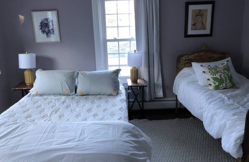 North Adams House | Lovely 2-bedroom home 0.5 miles from MASS MoCA. With library and workspaces!