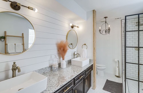 Klein Cottage | Spacious Spring Retreat w/ Heated Pool & Spa!