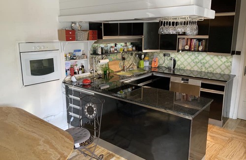 La Digne-d'Aval House | Grande Maison sur 1 ha de Terrain, Clos et Boisé Avec Piscine a la Campagne