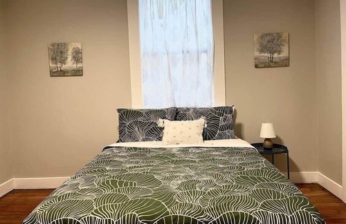 Franklin House | Spacious Home in Downtown Franklin