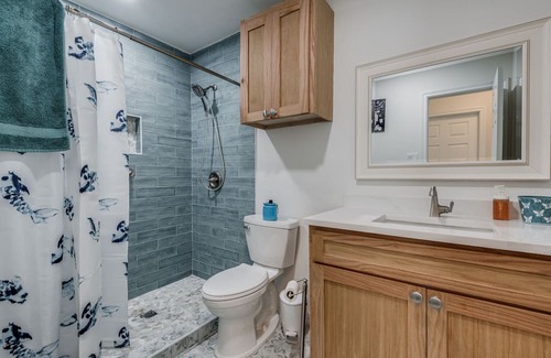 Allen House | Charming freshly renovated house in the heart of Allen.