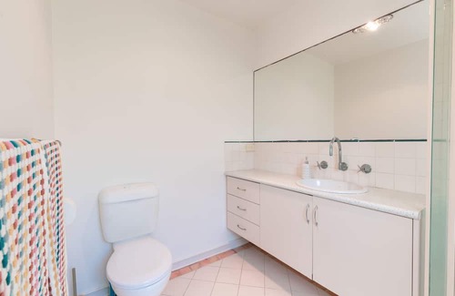 Ocean Grove House | Lookout 100m to the Ocean