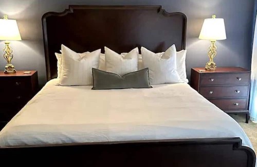 West Point Condo | Old Waverly Golf Course Condo