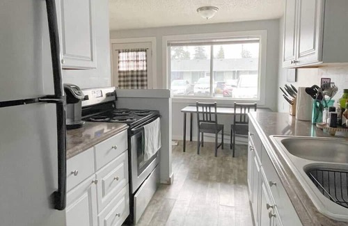 Lakewood Apartment | Charming Updated Apartment #3
