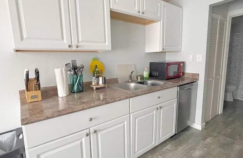 Lakewood Apartment | Charming Updated Apartment #3
