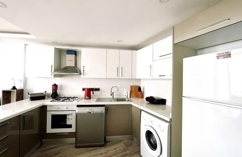 Zeytinlik Apartment | Gorgeous Residence in a Luxury Complex in Kyrenia