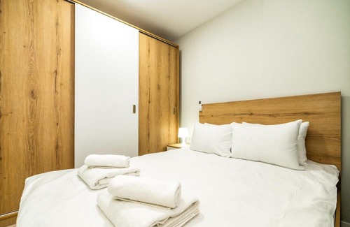 Kepez Apartment | Vacation Residence w Pool 5 min to Mall of Antalya