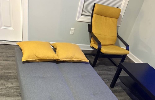 Chesapeake Apartment | 1QBed 1Bath/Fast WI-FI/No clean Fee/Keyless Entry