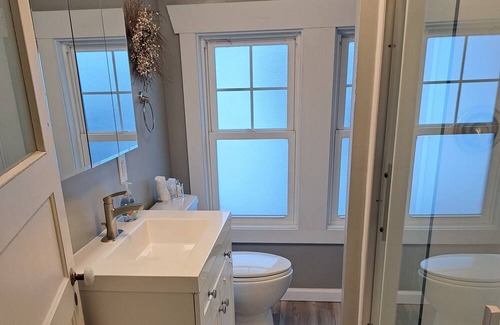 Endion Apartment | Breathtaking 4 Bed 2 Bath Extented Stay with Lake Superior Views. Pet friendly!