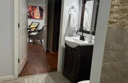 Johns Creek Apartment | Cozy basement in Alpharetta