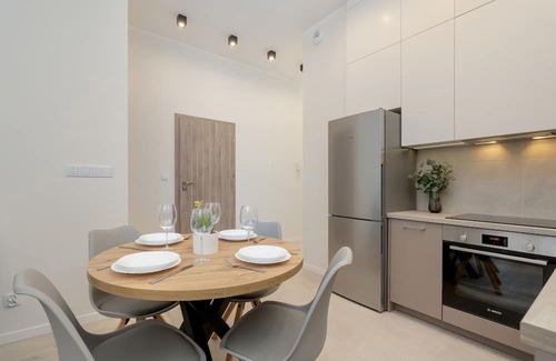 Krowodrza Apartment | Luxurious Apartment by Renters Prestige