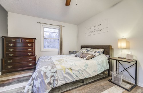 Spring Grove Village House | Cincinnati Duplex w/ Decks & Grill: 7 Mi to Dtwn!