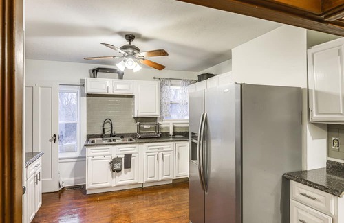 Spring Grove Village House | Cincinnati Duplex w/ Decks & Grill: 7 Mi to Dtwn!
