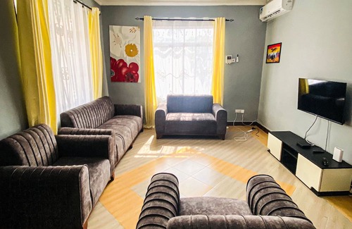 Dar es Salaam Apartment | Cozy apartment that you can enjoy with your family. Pets freindly