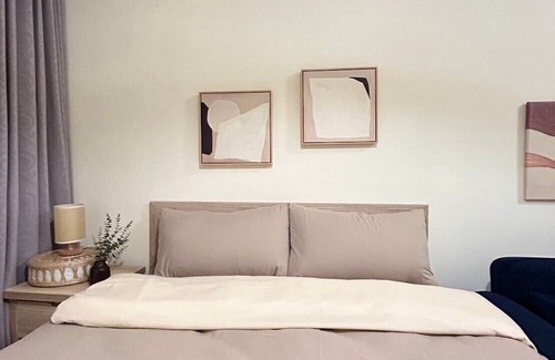 Banqiao Apartment | Brand New Wildlife Theme Apartment - Close to Blue Line JiangZicui station