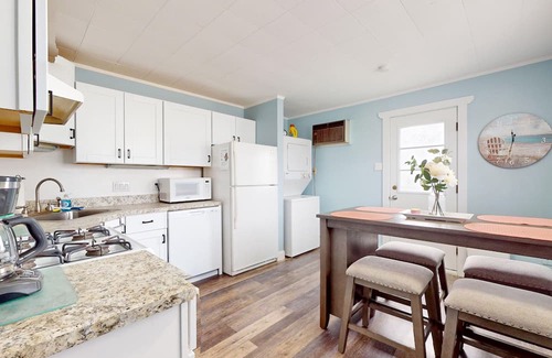 Brigantine Cottage | Excellent location!! Beach House 2 Blocks from the beach! Pet Friendly🐶