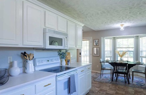 East Fayetteville House | Modern Charm: 3BR Home in the Heart of Raeford