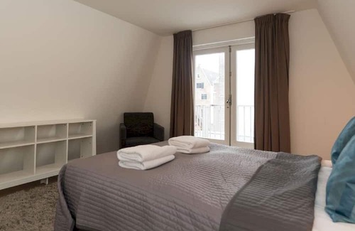 Canal Ring Apartment | 2 Bedrooms Apartment 1017
