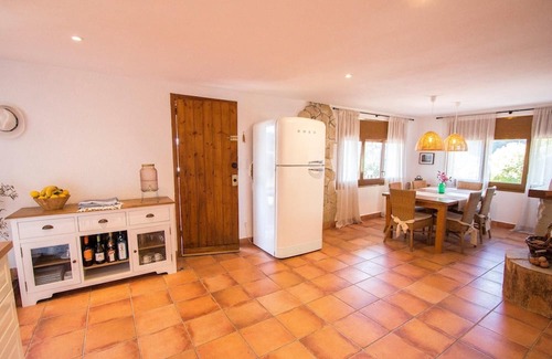 Sant Cebria de Vallalta Villa | Sophisticated elegance and views close to BCN!