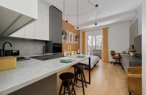 Krzyki Apartment | Na Grobli Studio Apartment by Renters