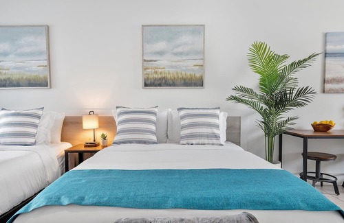 Pompano Beach Apartment | Siesta By The Beach