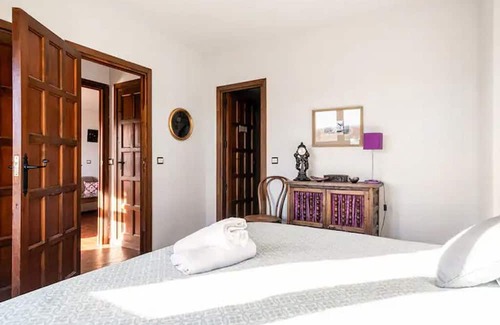 El Escorial Apartment | Stop to Monastery..