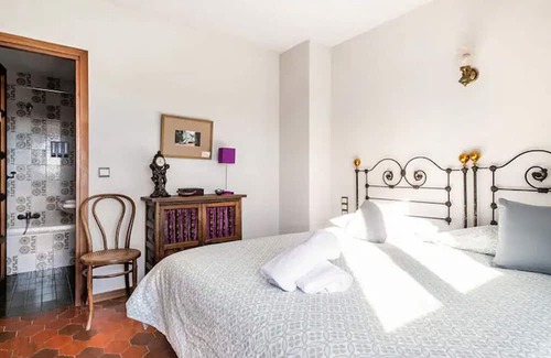 El Escorial Apartment | Stop to Monastery..