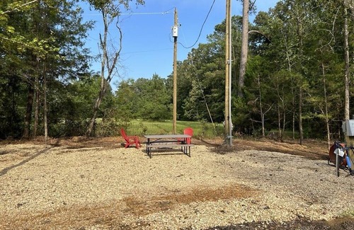 Starkville RV Rental | Starkville Mississippi rustic campsite just out of town off hwy 182.