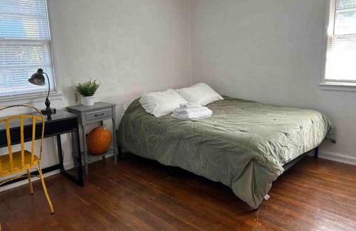 Norfolk House | Peaceful Hideaway \ B