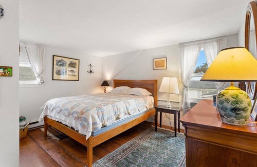 Castine House | Historic Castine 1825 House.
