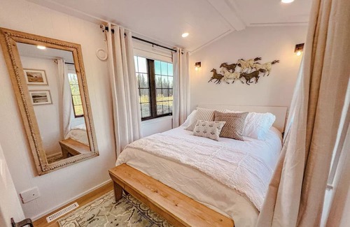 Regional District of Fraser-Fort George House | Tiny House on the farm