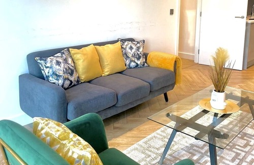 Castlefield Apartment | Luxury Spa Apartment in Manchester - Rooftop Swim