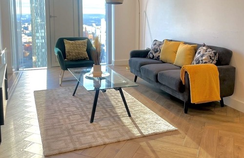 Castlefield Apartment | Luxury Spa Apartment in Manchester - Rooftop Swim