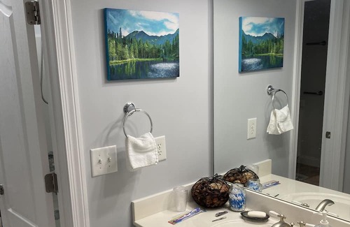Braselton House | If your home = wonderful and relaxing, your stay here will feel familiar!