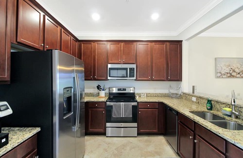 Gran Paradiso Apartment | 3 Bedroom 723234 by Houzlet