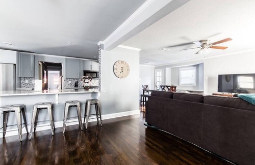 Kessler House | Private Home for Groups with Pool!