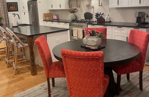 Sloan Lake House | Gorgeous remodeled Bungalow with front and backyard space- walk to restaurants!