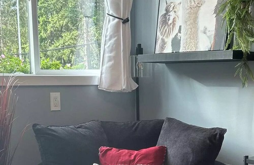Chemainus Apartment | Long Ears Acre