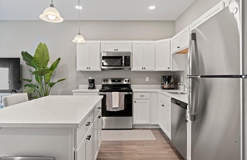Laotto Condo | Modern Comforts: 3BR Townhouse #14