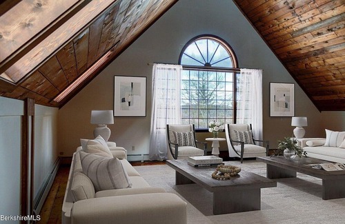 Stockbridge House | Meticulously restored serene barn minutes from the best of the Berkshires.