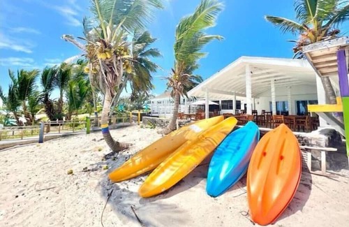Jimmy Hill House | Heron Suite at Exuma Palms Resort
