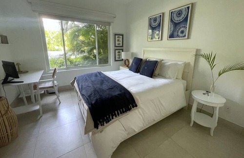 Playa Blanca Condo | Laguna Retreat w/ Private Pool - Minutes to Beach - King Bed - Sleeps 9